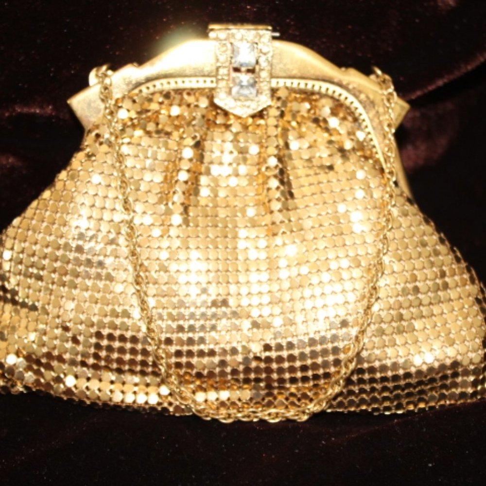 Vintage Whiting & Davis Gold Mesh Jeweled Lift Lock Clutch Bag